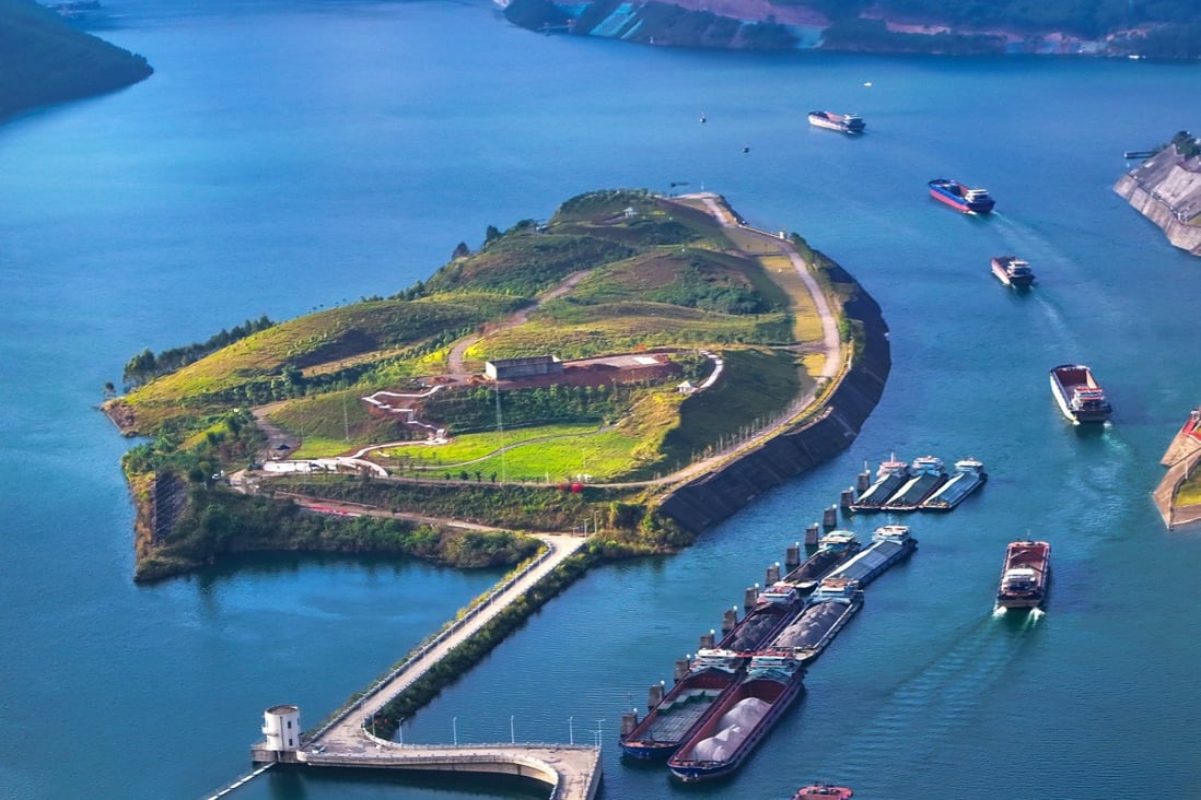 Trung Quốc đặt mục tiêu áp dụng công nghệ AI trong lĩnh vực vận tải đường thủy - Ảnh 1. Trung Quốc đặt mục tiêu áp dụng công nghệ AI trong lĩnh vực vận tải đường thủy - Ảnh 1.