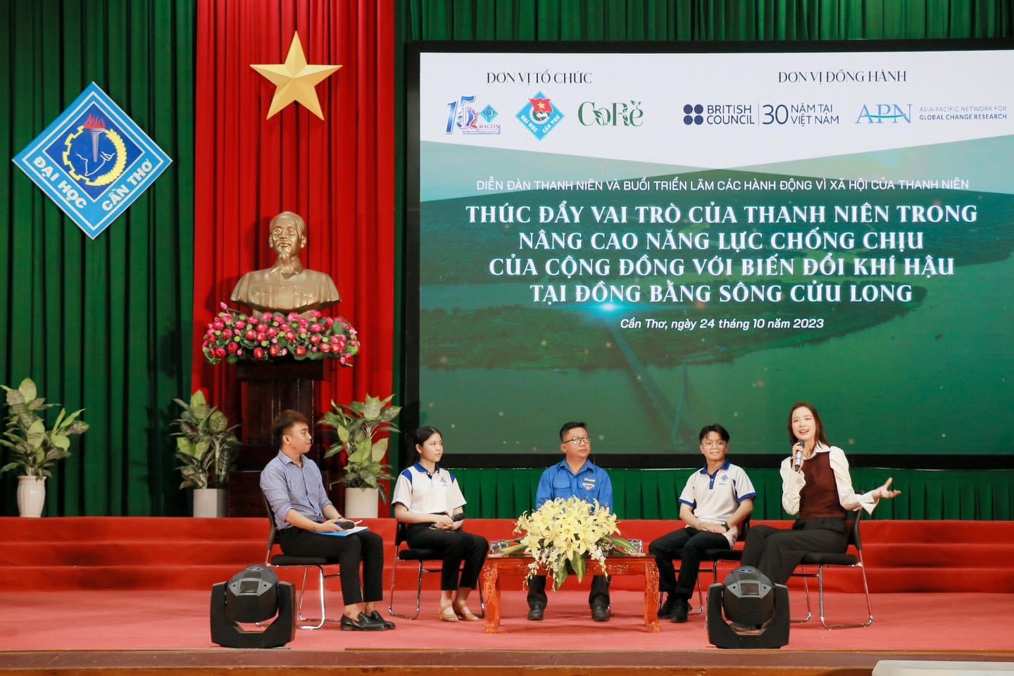 Diễn đàn thanh niên và buổi triển lãm các hành động vì xã hội của thanh niên tại Cần Thơ Diễn đàn thanh niên và buổi triển lãm các hành động vì xã hội của thanh niên tại Cần Thơ