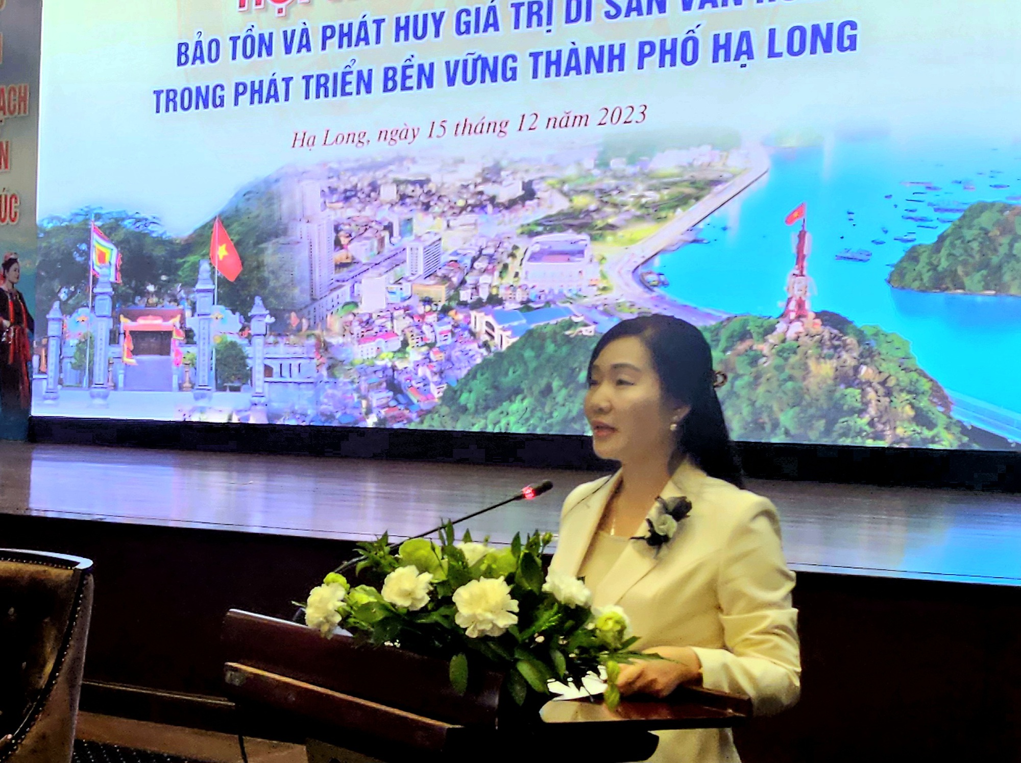 Bảo tồn v&agrave; ph&aacute;t huy gi&aacute; trị di sản văn trong ph&aacute;t triển  bền vững TP Hạ Long - Ảnh 3.