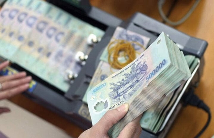 Lo ngại trước ng&acirc;n h&agrave;ng đua hạ l&atilde;i suất huy động - Ảnh 1.