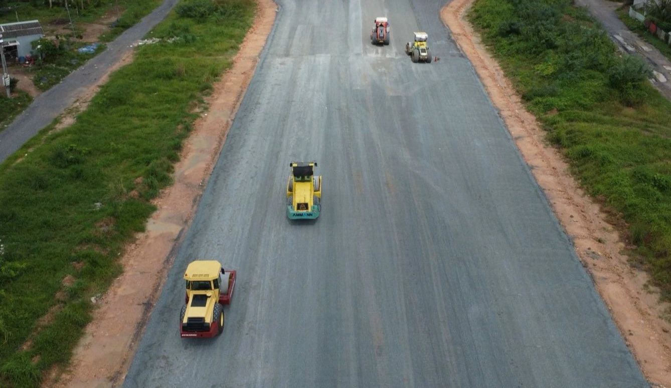 G&oacute;i thầu A7 cao tốc Bến Lức &ndash; Long Th&agrave;nh dự kiến về đ&iacute;ch trong qu&yacute; I/2024 - Ảnh 1.