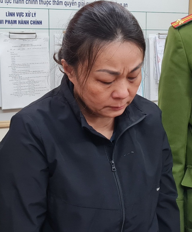 Bắt 2 c&aacute;n bộ Sở Gi&aacute;o dục & Đ&agrave;o tạo tỉnh H&agrave; Giang li&ecirc;n quan đấu thầu mua sắm t&agrave;i sản  - Ảnh 2.