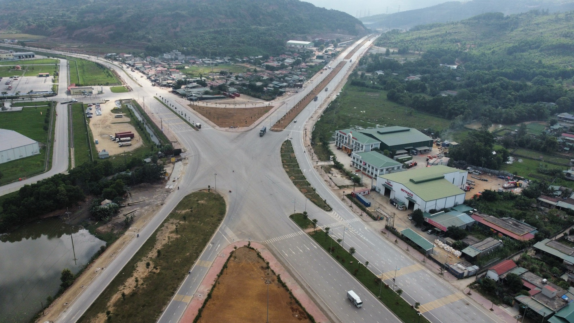 Hiệu quả chuyển đổi số trong ng&agrave;nh GTVT Thanh Ho&aacute; - Ảnh 1.