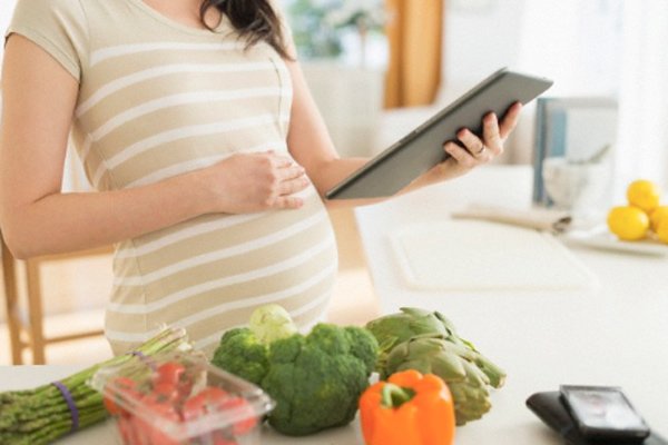 Loại rau gi&agrave;u vitamin C hơn cam, ổi nhưng kh&ocirc;ng phải ai ăn cũng tốt - Ảnh 4.