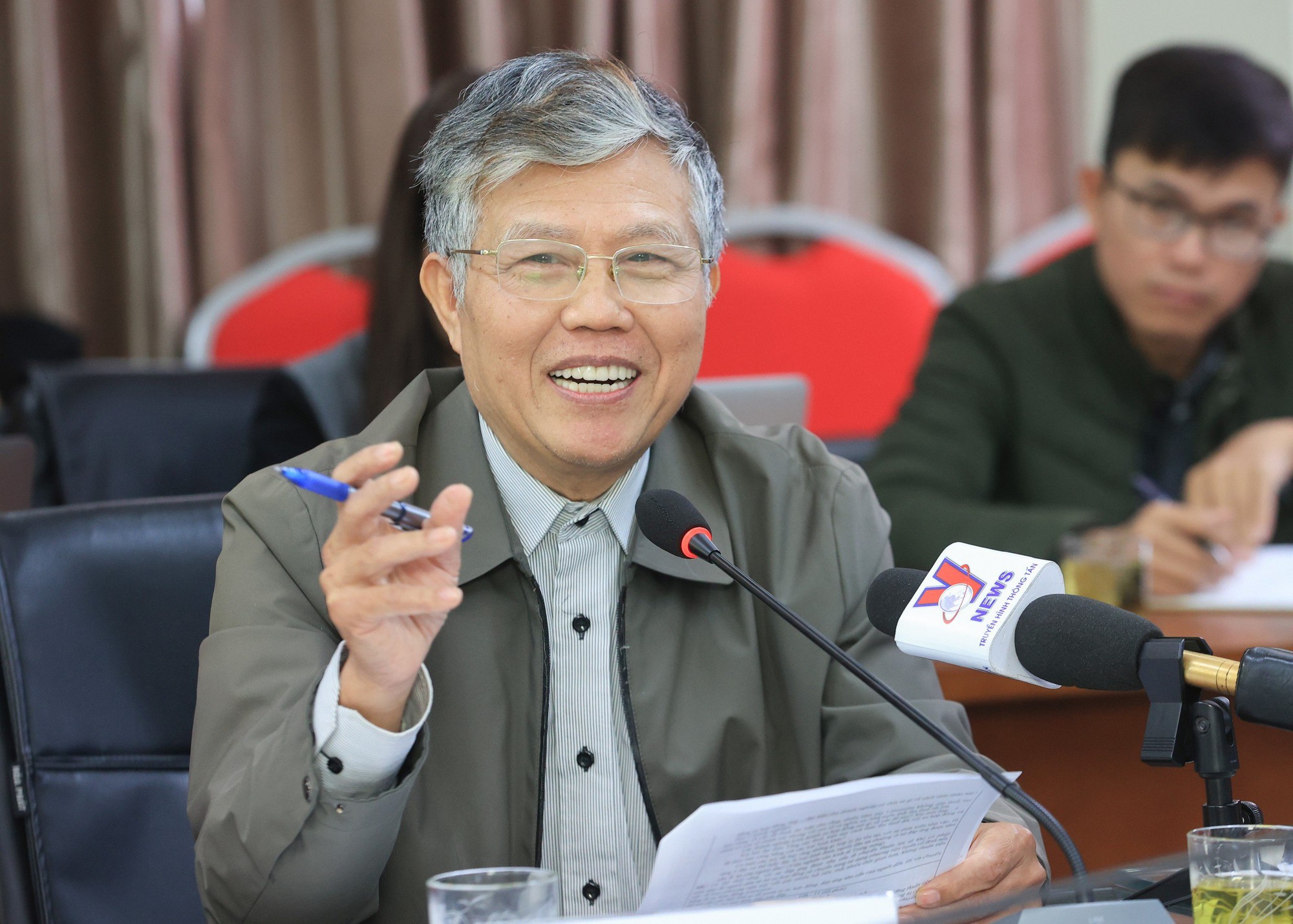 Toạ đ&agrave;m: Quản l&yacute; xe hợp đồng n&acirc;ng chất lượng vận tải kh&aacute;ch, cần siết hay mở? - Ảnh 13.