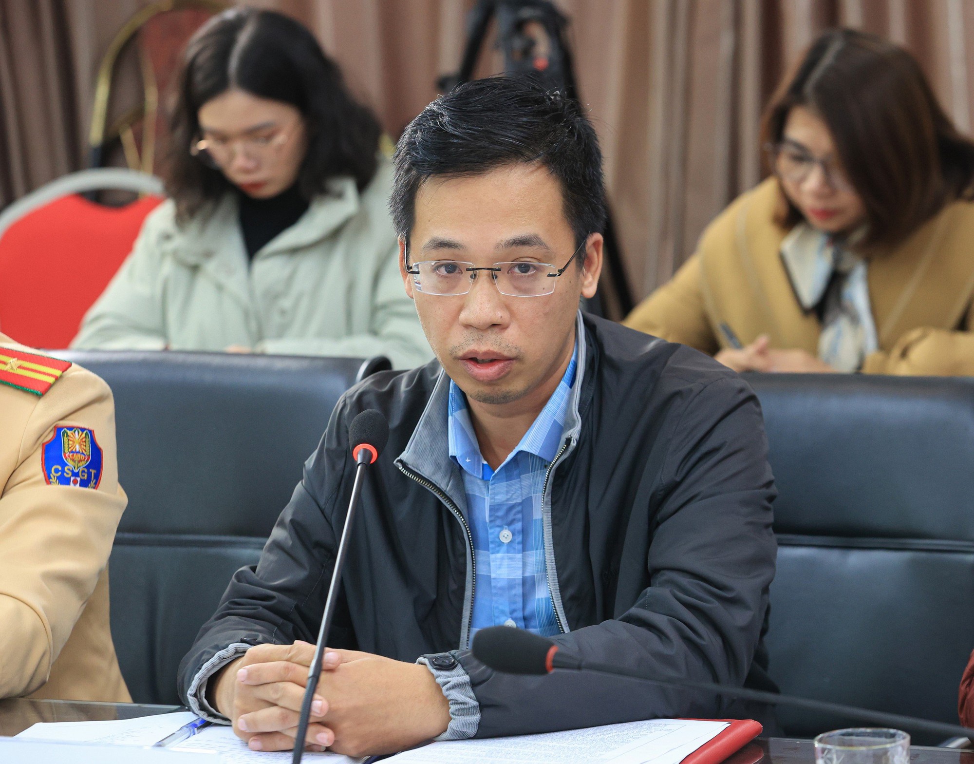 Toạ đ&agrave;m: Quản l&yacute; xe hợp đồng n&acirc;ng chất lượng vận tải kh&aacute;ch, cần siết hay mở? - Ảnh 16.