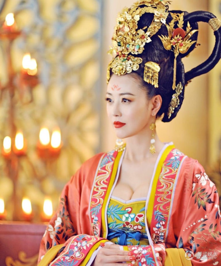 Tang lễ của Châu Hải My được hoàn tất, lý do qua đời vẫn là một nghi vấn với khán giả - Ảnh 4. Tang lễ của Châu Hải My được hoàn tất, lý do qua đời vẫn là một nghi vấn với khán giả - Ảnh 4.