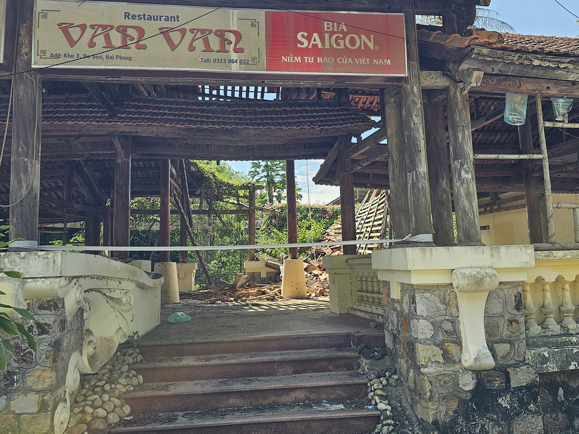 Cận cảnh một số c&ocirc;ng tr&igrave;nh bỏ hoang, tr&aacute;i ph&eacute;p ở Đồ Sơn - Ảnh 8.