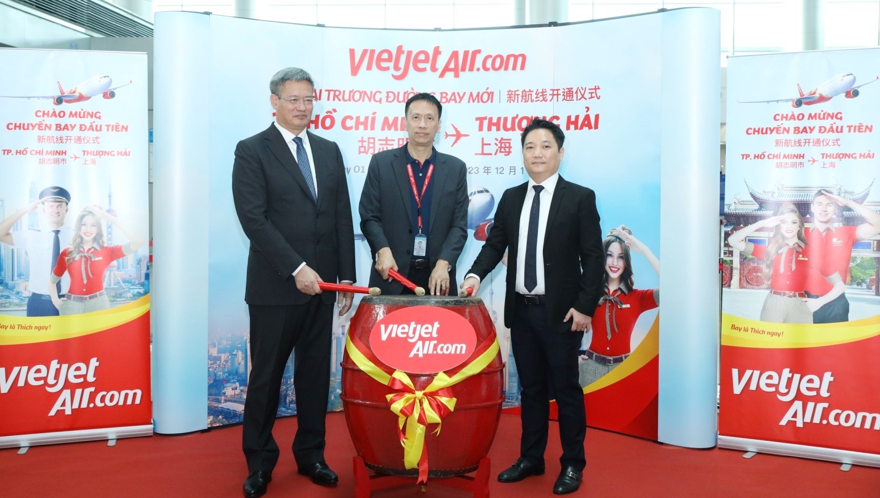 Vietjet mở đường bay nối TP.HCM - Thượng Hải - Ảnh 1.