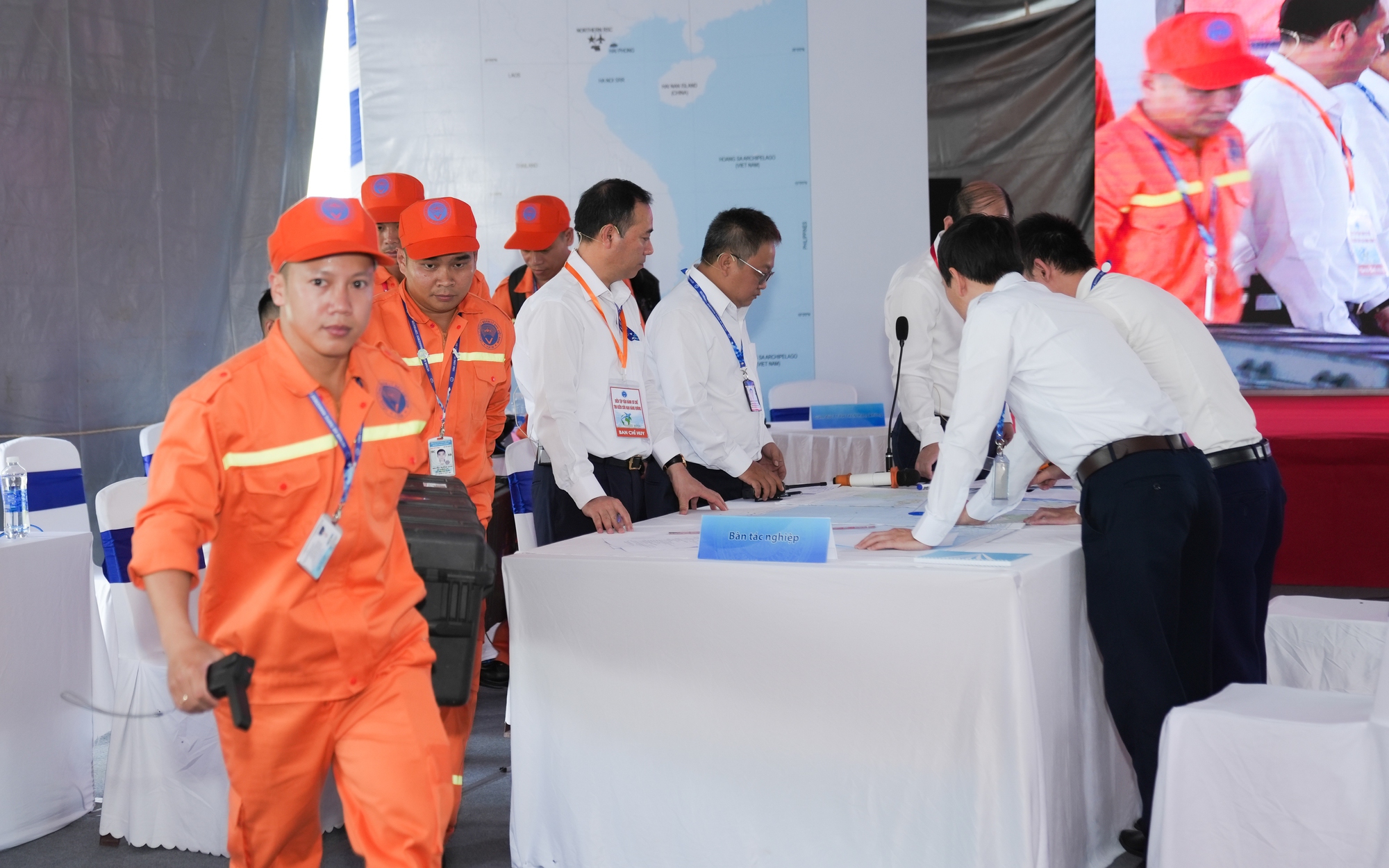 Diễn tập vận h&agrave;nh cơ chế t&igrave;m kiếm cứu nạn h&agrave;ng kh&ocirc;ng