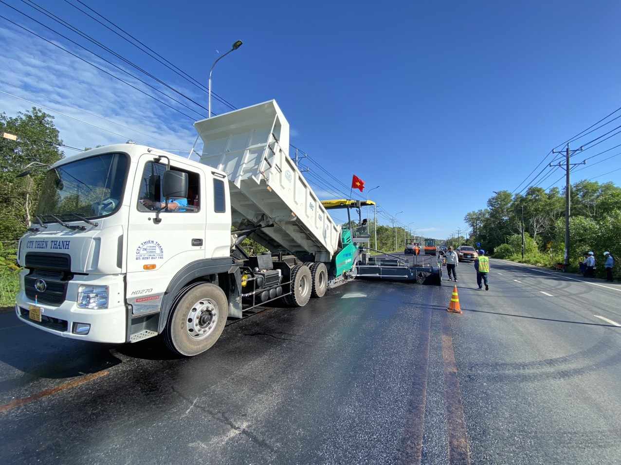 Phú Quốc: Đầu tư 70 tỷ nâng cấp tuyến Dương Đông - Gành Dầu - Cửa Cạn - Ảnh 1. Phú Quốc: Đầu tư 70 tỷ nâng cấp tuyến Dương Đông - Gành Dầu - Cửa Cạn - Ảnh 1.