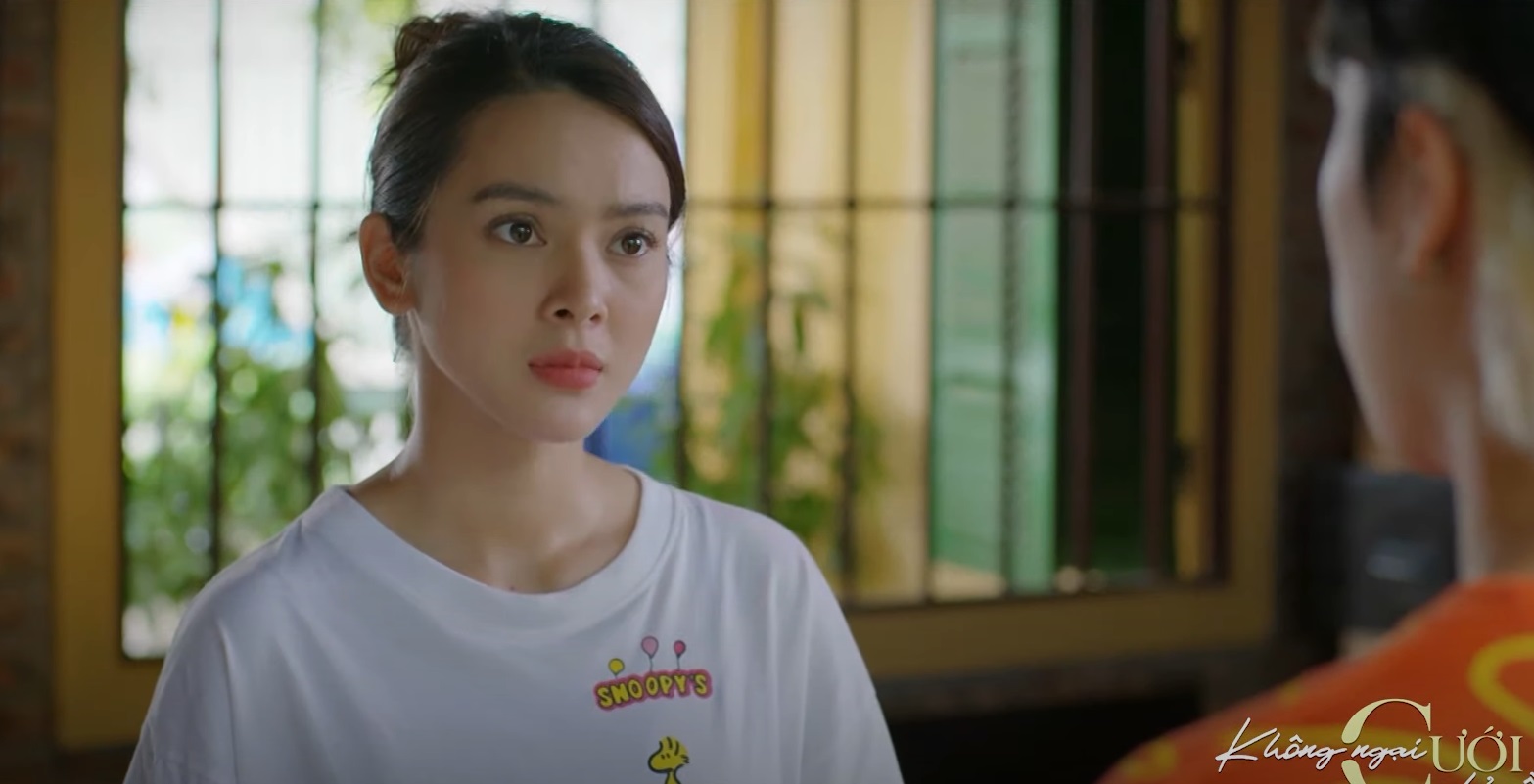 Huyền dặn d&ograve; em trai đừng l&agrave;m phiền Đ&ocirc;ng.