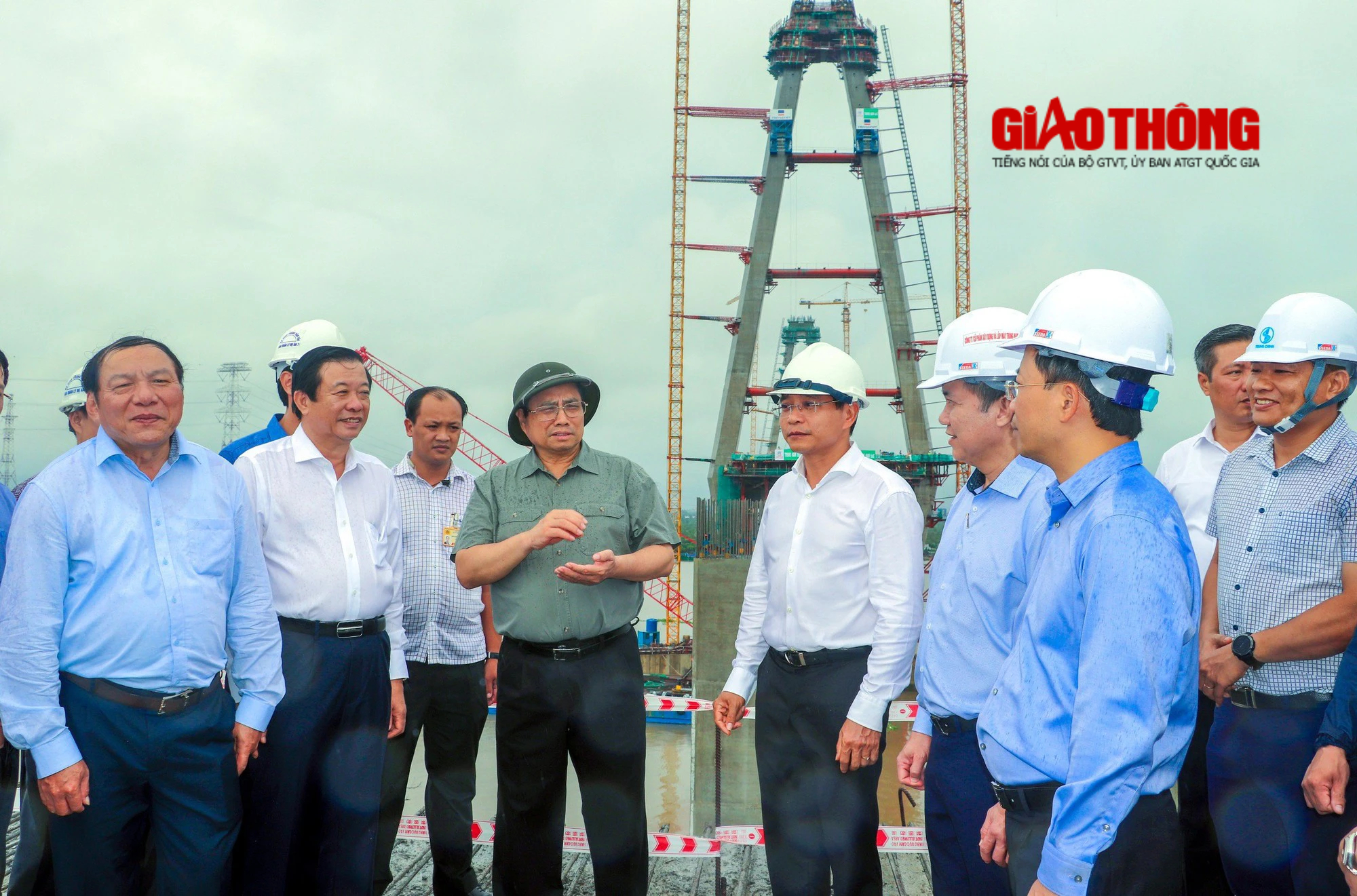 Dấu ấn 120 ng&agrave;y đ&ecirc;m thi c&ocirc;ng cao tốc Mỹ Thuận - Cần Thơ - Ảnh 1.