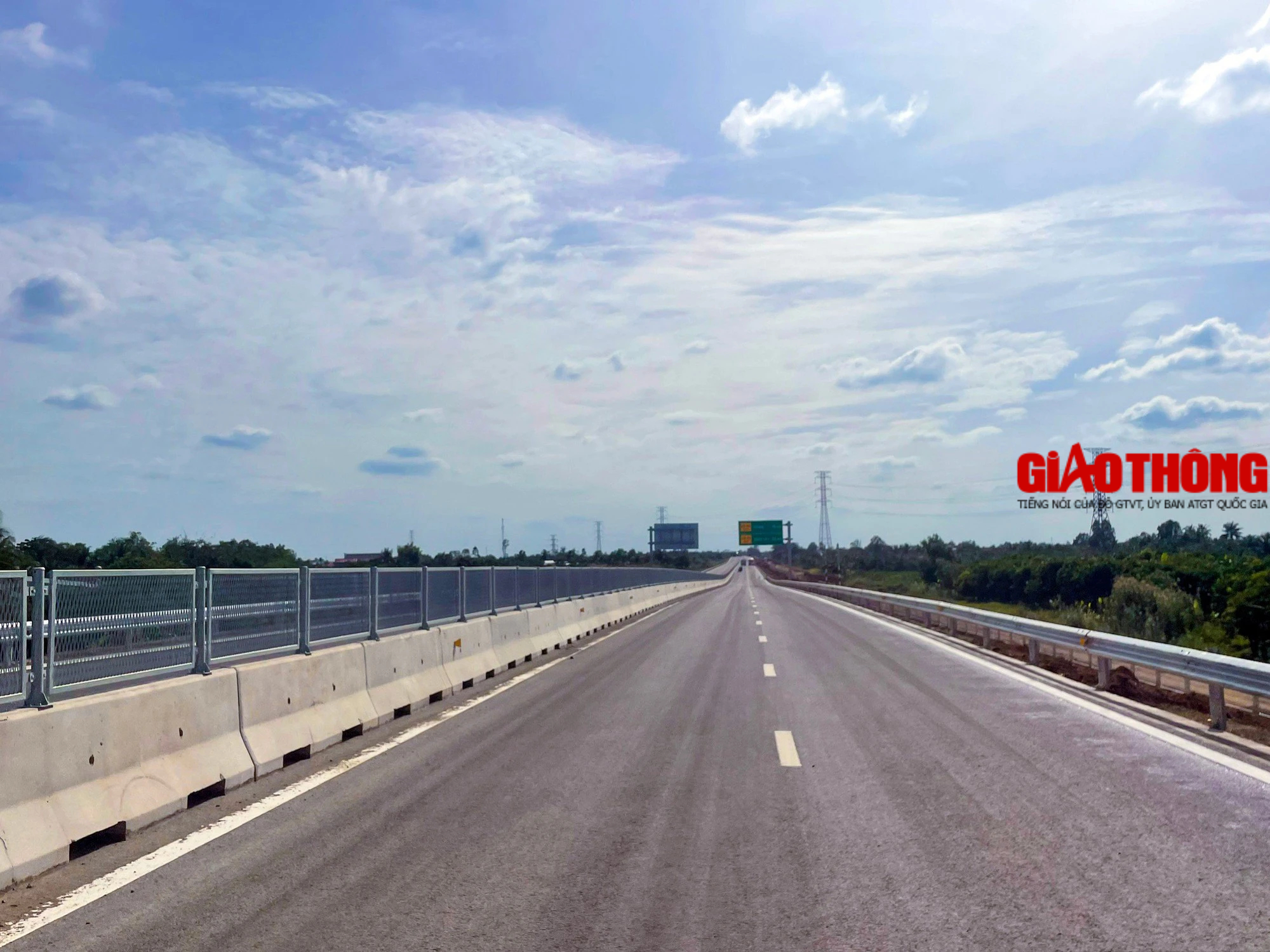 Dấu ấn 120 ng&agrave;y đ&ecirc;m thi c&ocirc;ng cao tốc Mỹ Thuận - Cần Thơ - Ảnh 5.