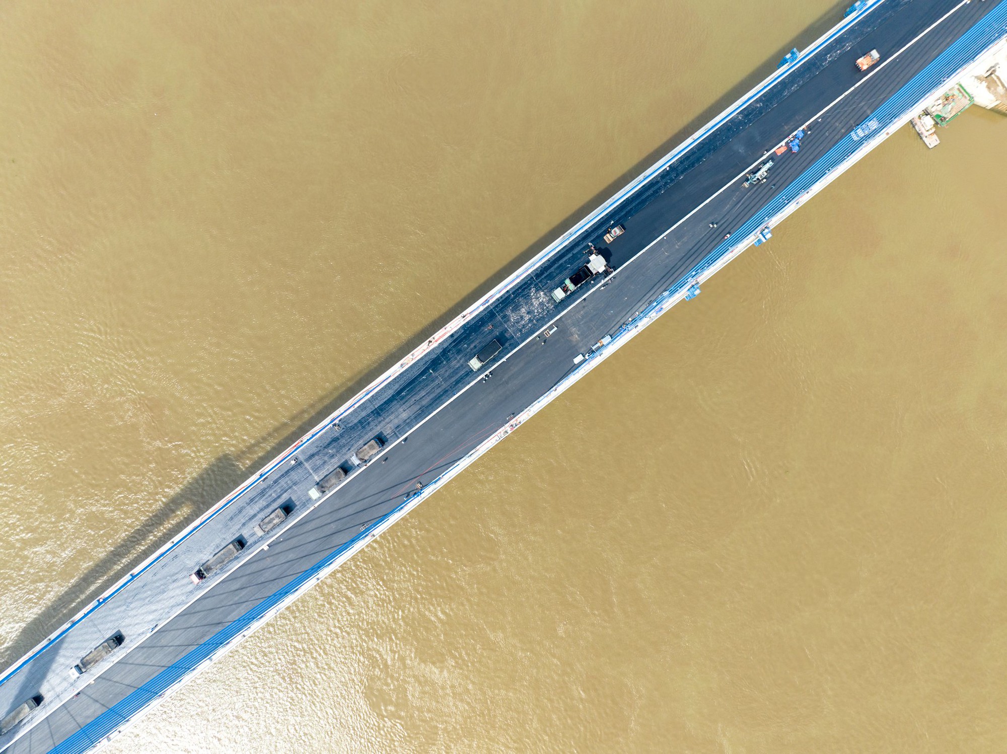 To&agrave;n cảnh tuyến cao tốc nối th&ocirc;ng TP.HCM về Cần Thơ - Ảnh 7.