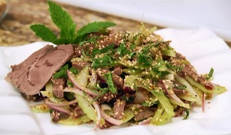 Loại rau ăn cuộng bỏ l&aacute; gi&uacute;p giảm c&acirc;n v&egrave;o v&egrave;o, ngừa bệnh cao huyết &aacute;p  - Ảnh 8.