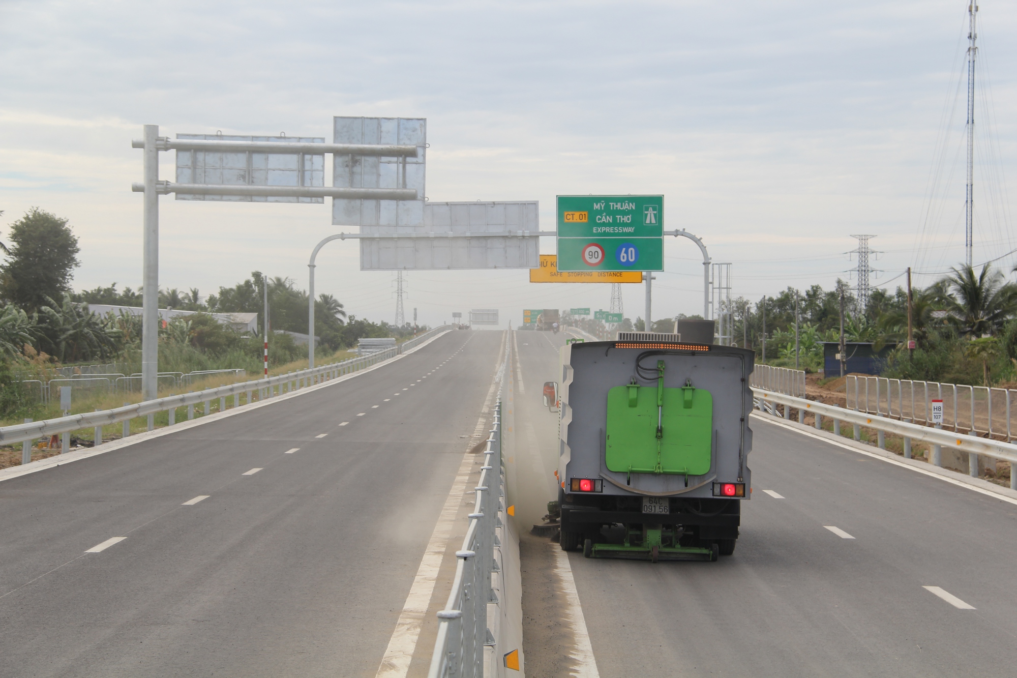 Đếm ngược từng giờ, chờ kh&aacute;nh th&agrave;nh cao tốc Mỹ Thuận &ndash; Cần Thơ - Ảnh 2.