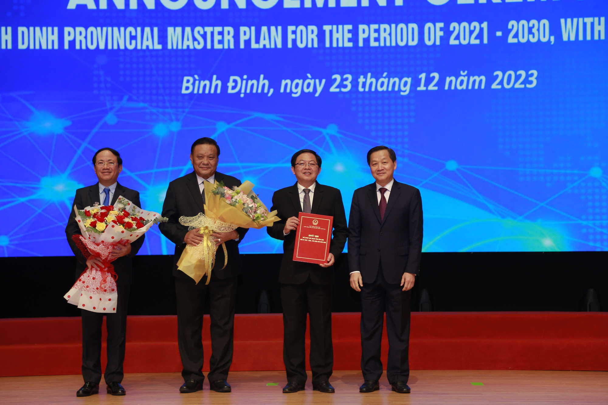 Ph&oacute; thủ tướng: B&igrave;nh Định cần ưu ti&ecirc;n đầu tư kết cấu hạ tầng giao th&ocirc;ng kết nối khu vực - Ảnh 2.
