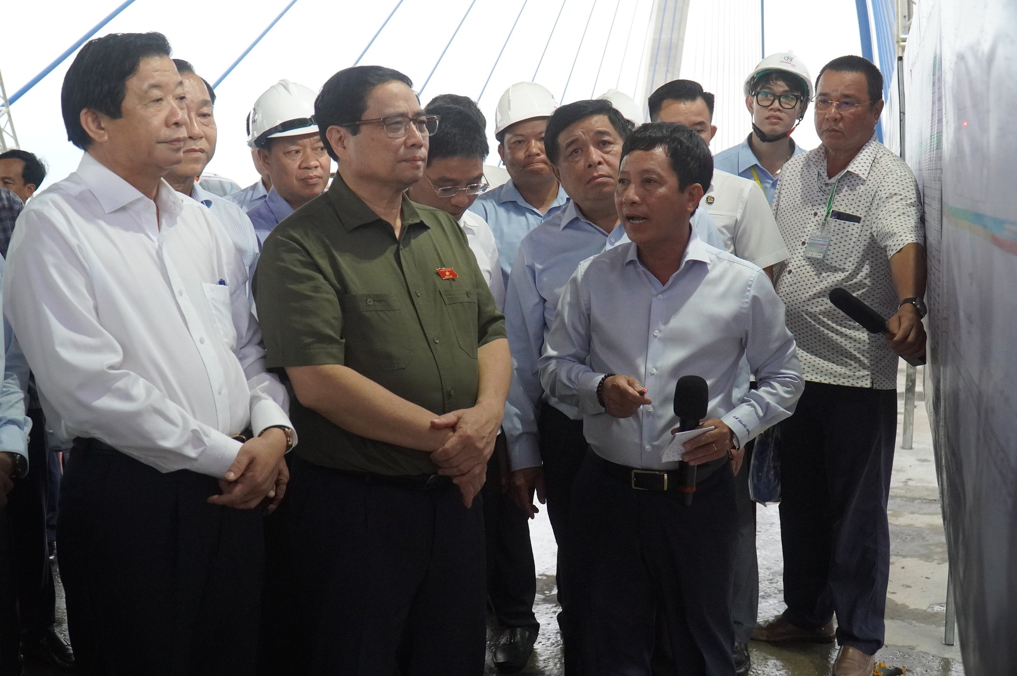H&agrave;nh tr&igrave;nh 20 năm l&agrave;m chủ c&ocirc;ng nghệ cầy d&acirc;y văng của kỹ sư Việt Nam - Ảnh 3.