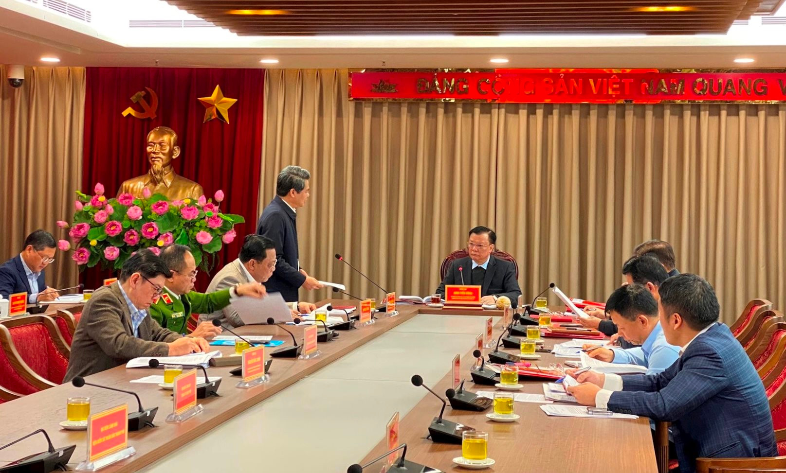 B&iacute; thư H&agrave; Nội y&ecirc;u cầu x&eacute;t xử 35 vụ &aacute;n tham nhũng trong qu&yacute; I/2024 - Ảnh 1.