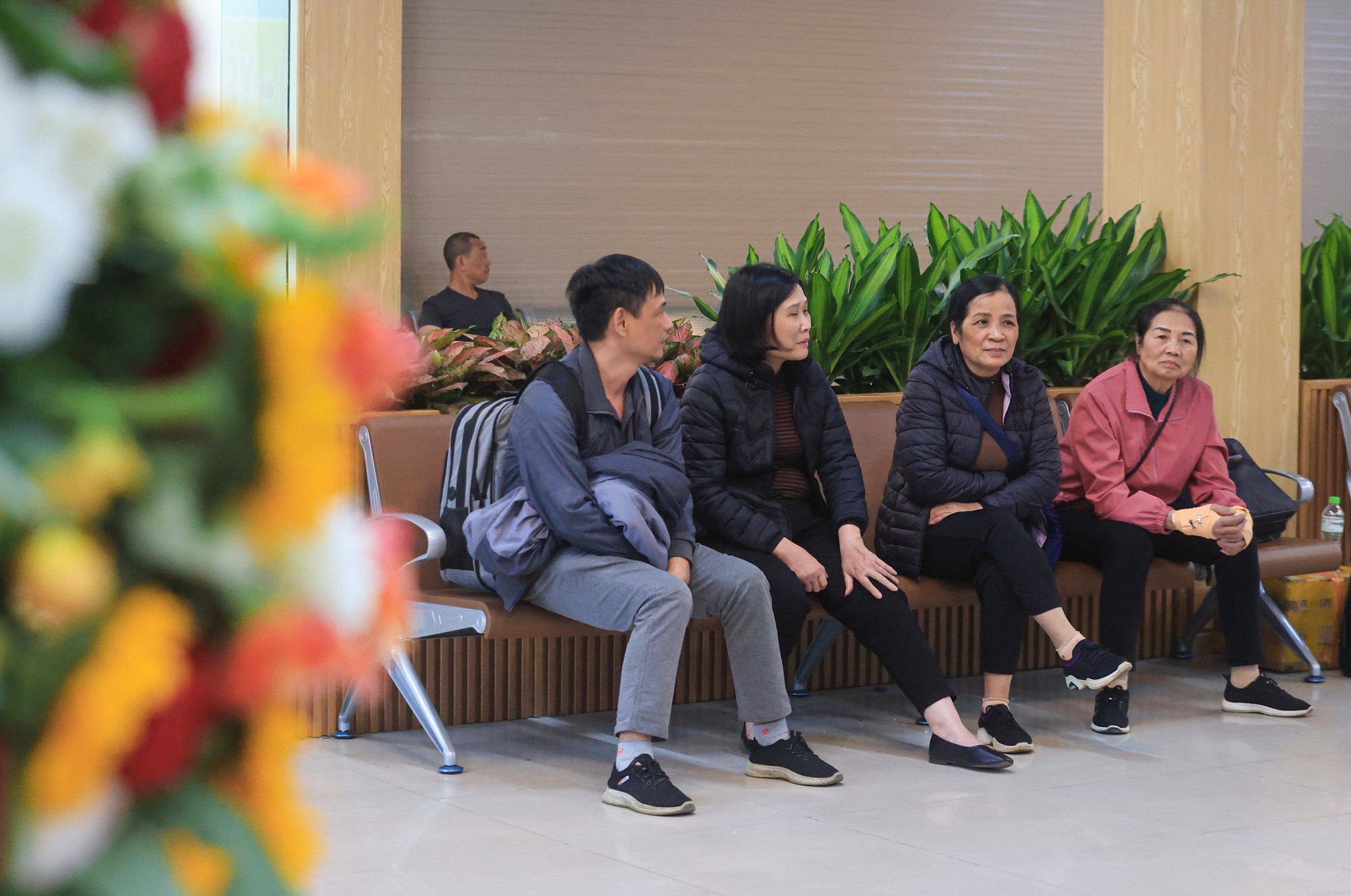 Diện mạo hiện đại của c&aacute;c bến xe H&agrave; Nội trước ng&agrave;y căng m&igrave;nh đ&oacute;n kh&aacute;ch - Ảnh 6.