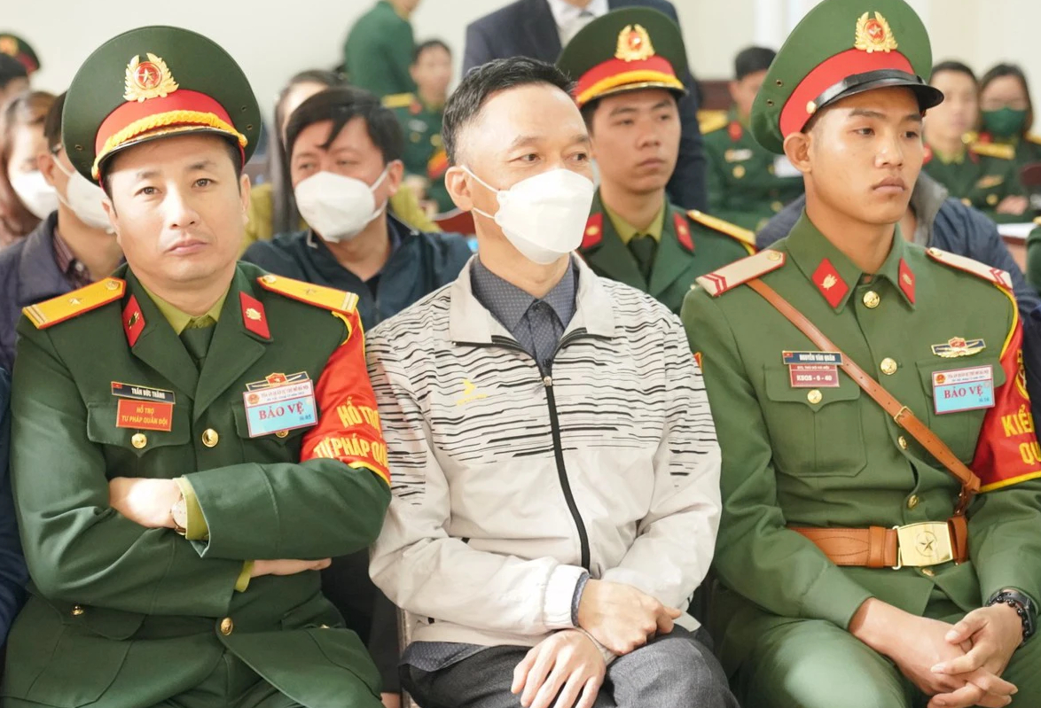 Phan Quốc Việt tự b&agrave;o chữa: Việt &Aacute; c&oacute; c&ocirc;ng trạng khi chống dịch - Ảnh 2.