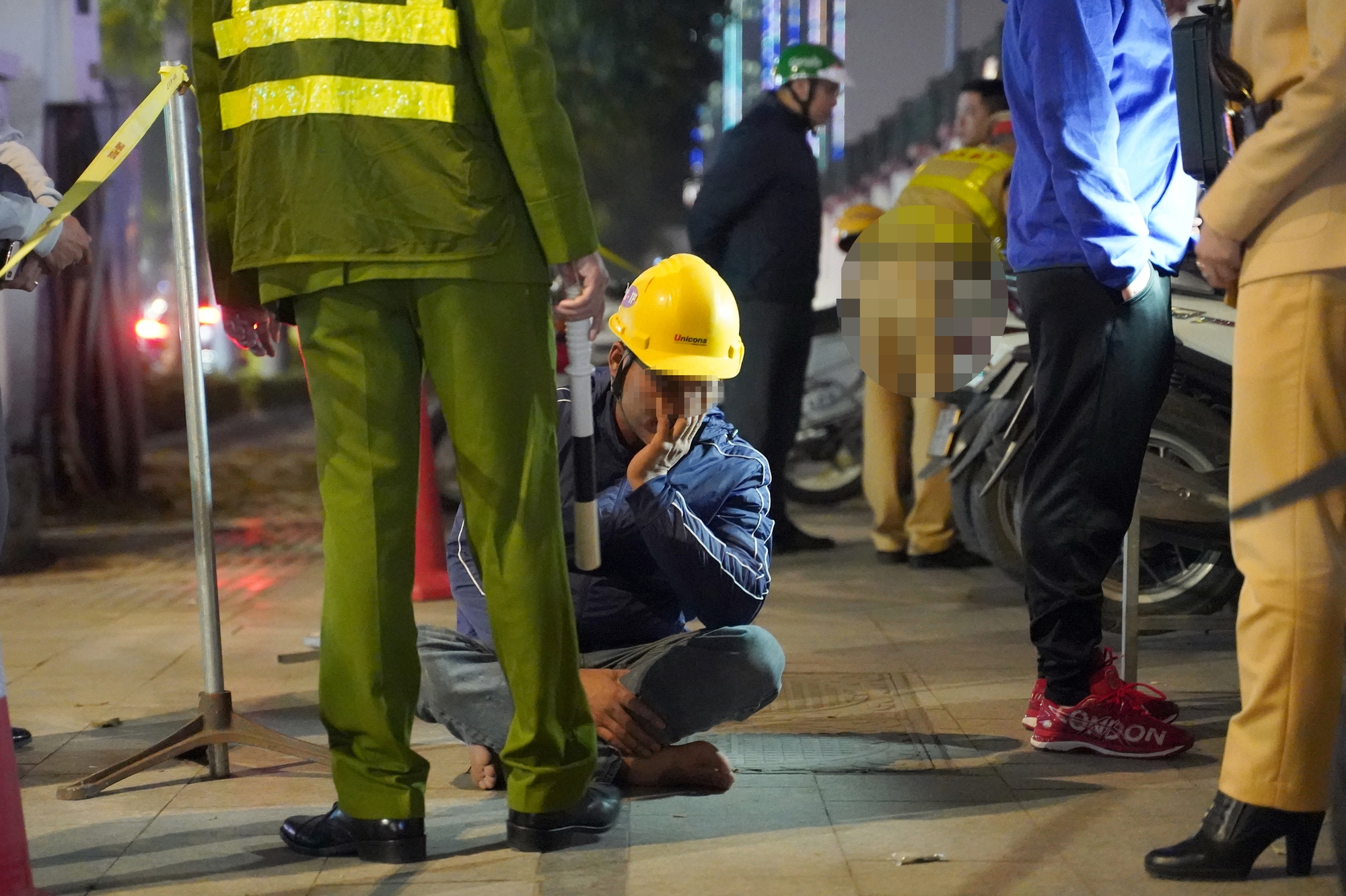 Nữ CSGT H&agrave; Nội xuy&ecirc;n đ&ecirc;m kiểm tra, xử l&yacute; t&agrave;i xế "ma men"- Ảnh 7.