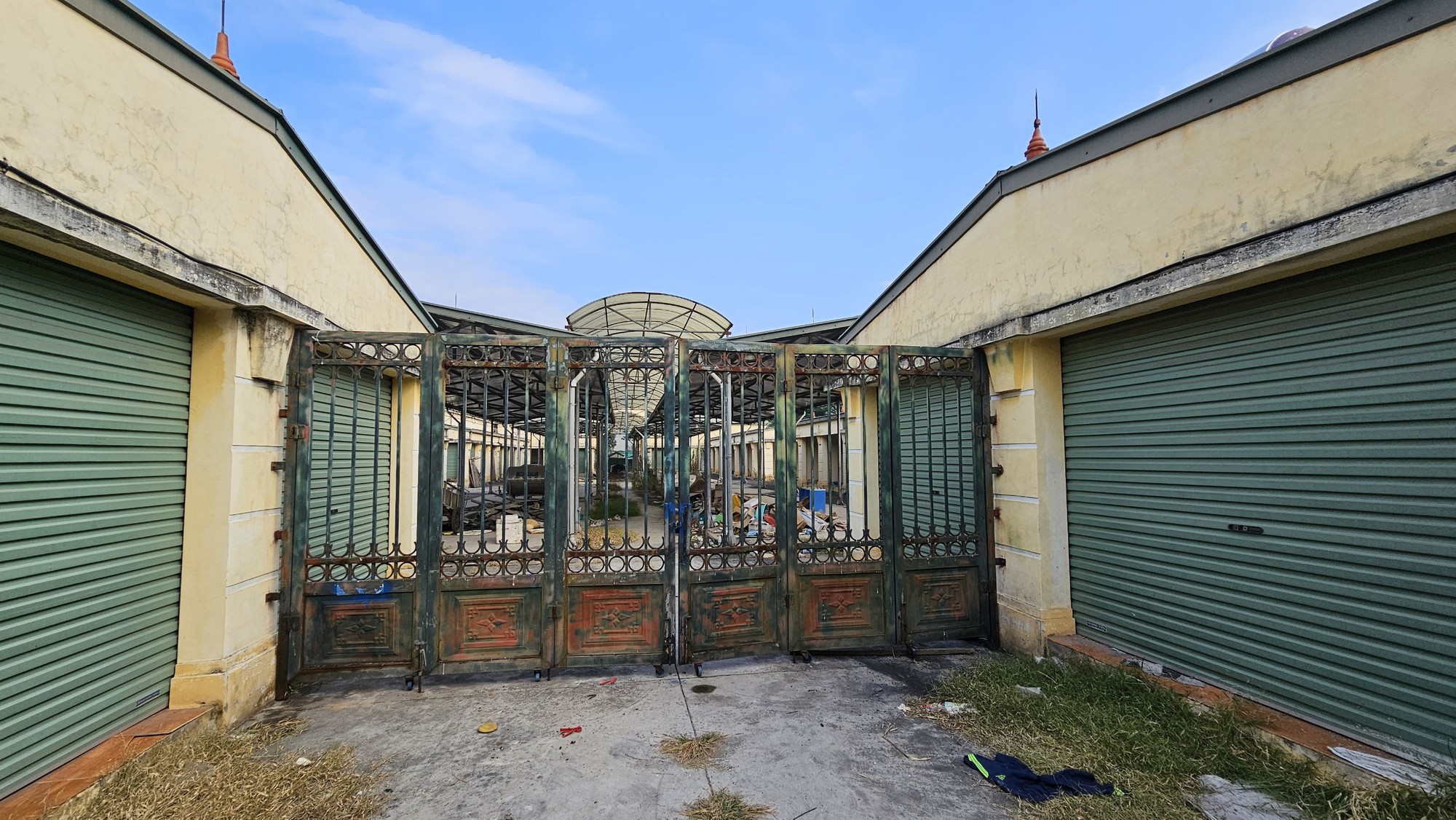 Hải Dương: Chợ mới bỏ hoang, tiểu thương biến gầm cầu th&agrave;nh chợ- Ảnh 6.