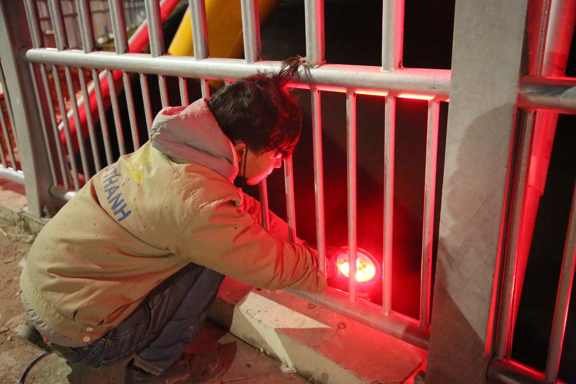 Ngắm cầu B&igrave;nh Minh tr&ecirc;n 1.700 tỷ đồng sắp kh&aacute;nh th&agrave;nh lung linh soi b&oacute;ng vịnh Cửa Lục- Ảnh 2.