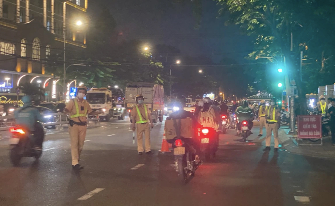 Sẽ điều chỉnh việc đo nồng độ cồn v&agrave;o ban ng&agrave;y tại TP.HCM  - Ảnh 1.