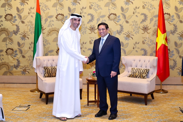 Thủ tướng: UAE c&oacute; thể hợp t&aacute;c ph&aacute;t triển đ&ocirc; thị cảng với Việt Nam  - Ảnh 1.
