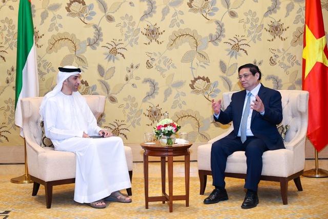 Thủ tướng: UAE c&oacute; thể hợp t&aacute;c ph&aacute;t triển đ&ocirc; thị cảng với Việt Nam  - Ảnh 2.