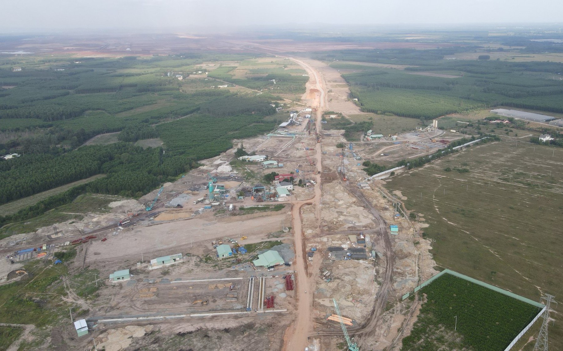 Hơn 3.000 công nhân, kỹ sư làm xuyên Tết trên công trường sân bay Long Thành- Ảnh 5. Cuộc chạy đua trên công trường sân bay Long Thành những ngày cuối năm