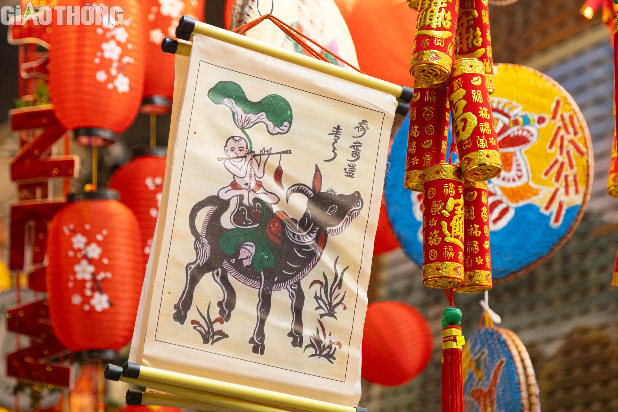 Phố H&agrave;ng M&atilde; nhộn nhịp dịp tết Dương lịch- Ảnh 12.