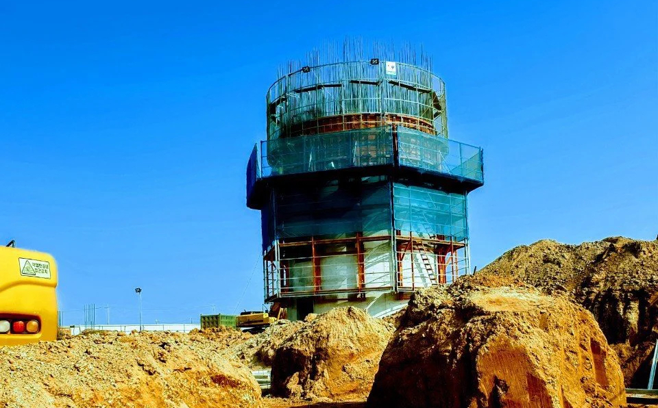 Tết kh&ocirc;ng nghỉ tr&ecirc;n c&ocirc;ng tr&igrave;nh điều h&agrave;nh bay 3.500 tỷ đồng- Ảnh 9.