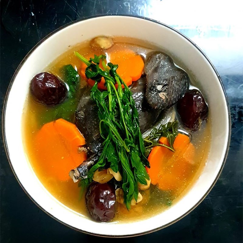 Bộ phận của con g&agrave; được mệnh danh "si&ecirc;u thực phẩm" b&agrave;y b&aacute;n phổ biến ở c&aacute;c chợ- Ảnh 2.