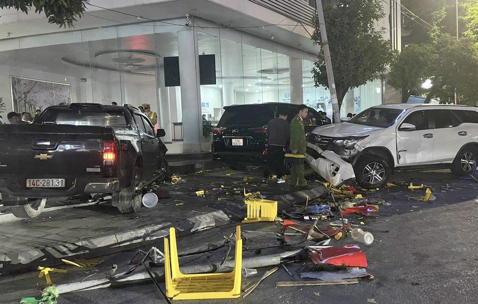 "Tử thần" núp bóng những tài xế phê ma túy: Chế tài nào đủ sức răn đe?- Ảnh 1. "Tử thần" núp bóng những tài xế phê ma túy: Chế tài nào đủ sức răn đe?- Ảnh 1.