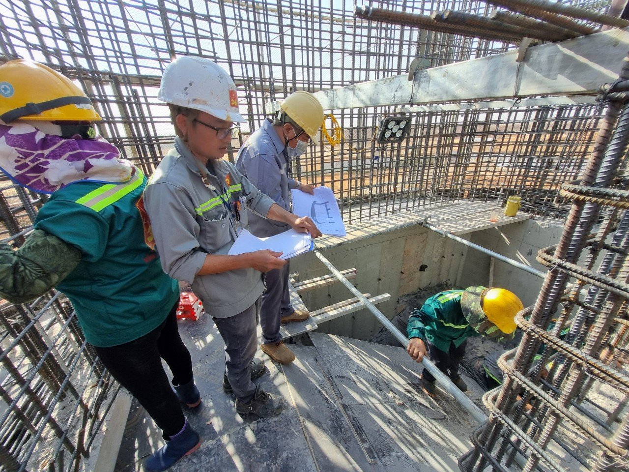 Tết kh&ocirc;ng nghỉ tr&ecirc;n c&ocirc;ng tr&igrave;nh điều h&agrave;nh bay 3.500 tỷ đồng- Ảnh 8.