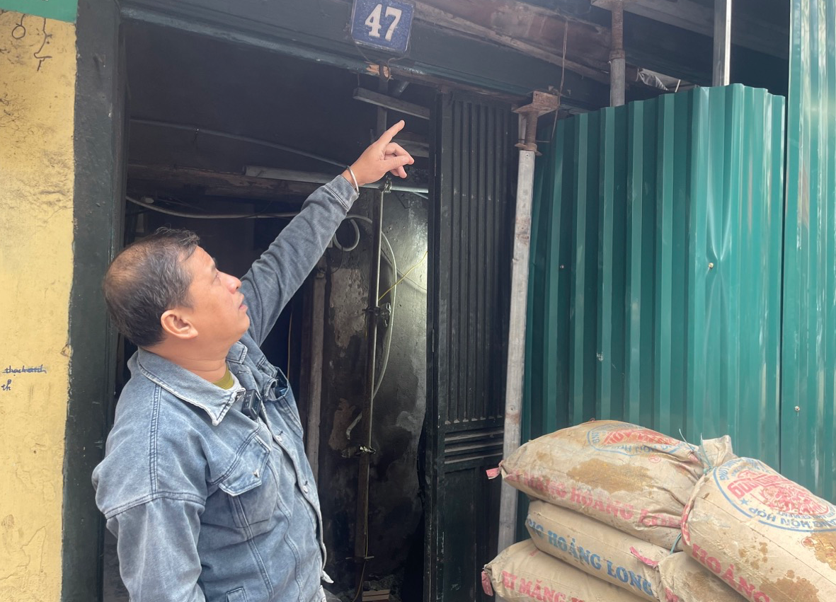 B&ecirc;n trong ng&ocirc;i nh&agrave; cổ nhất H&agrave; Nội bị Mercedes t&ocirc;ng đổ tường c&oacute; g&igrave;? - Ảnh 4.