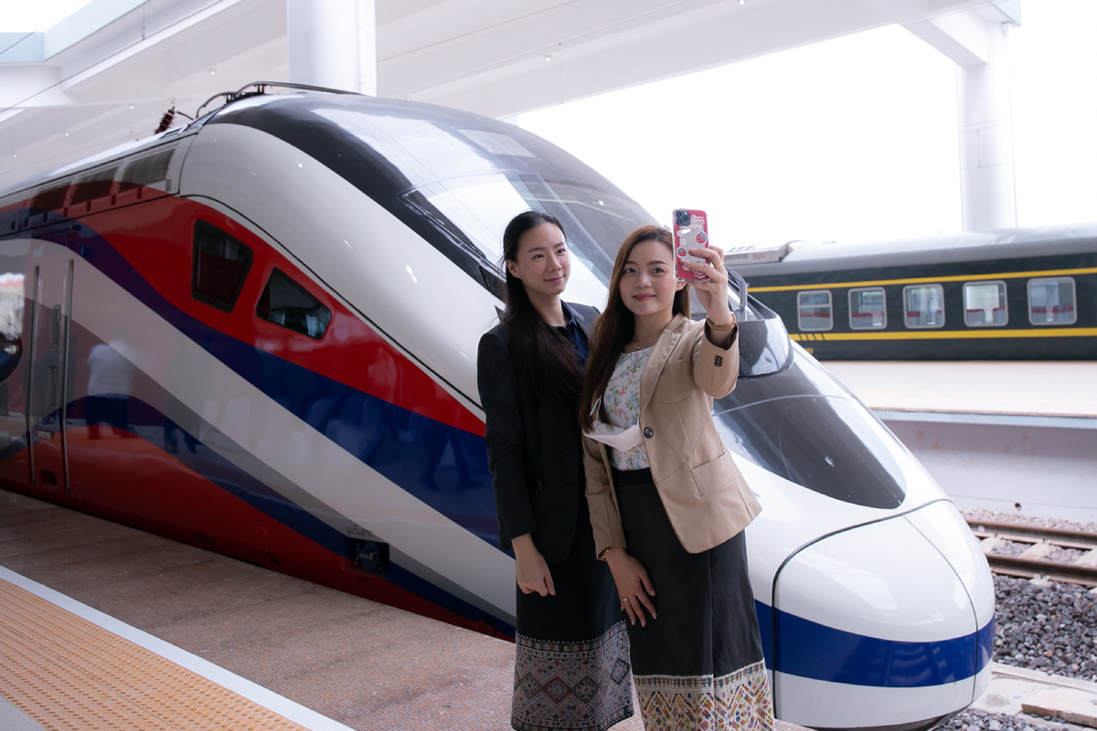 H&agrave;ng chục triệu kh&aacute;ch đi t&agrave;u cao tốc L&agrave;o - Trung sau 2 năm vận h&agrave;nh - Ảnh 1.