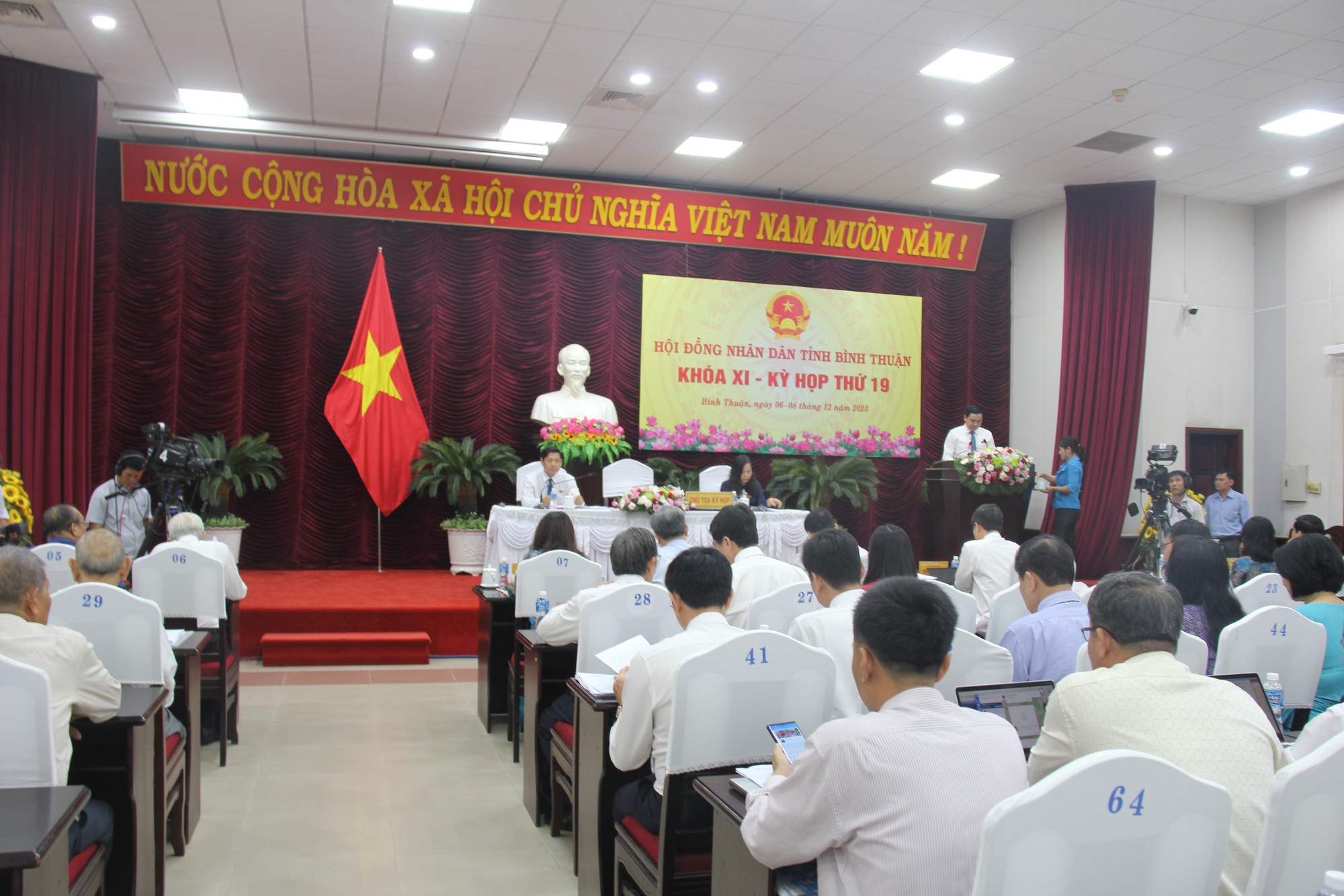 Năm 2023, th&ocirc;ng xe hai tuyến cao tốc du lịch B&igrave;nh Thuận "cất c&aacute;nh" mạnh mẽ - Ảnh 1.