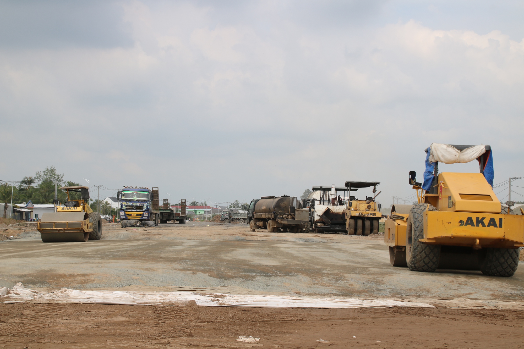 Thứ trưởng Bộ GTVT: 25/12 phải xong c&aacute;c hạng mục c&ograve;n lại của cao tốc Mỹ Thuận-Cần Thơ - Ảnh 3.