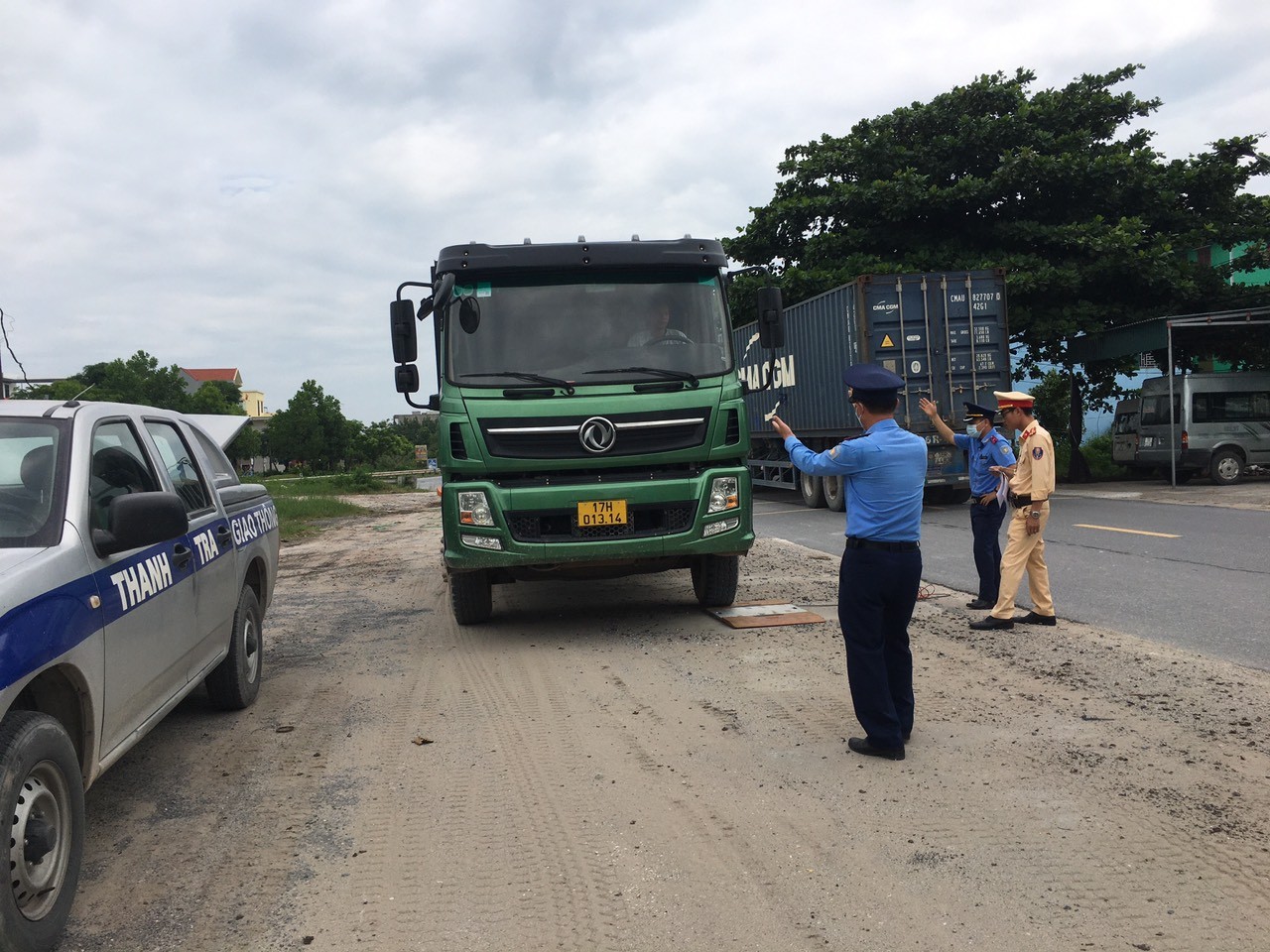 Lập lại trật tự, kỷ cương trong hoạt động vận tải - Ảnh 1.