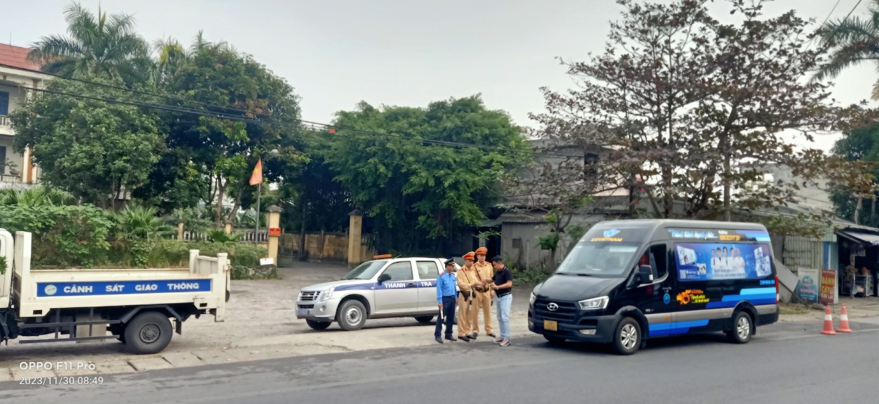 Lập lại trật tự, kỷ cương trong hoạt động vận tải - Ảnh 2.