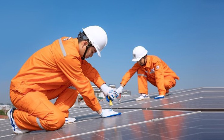 V&igrave; sao điện mặt trời m&aacute;i nh&agrave; kh&ocirc;ng được trả tiền khi ph&aacute;t l&ecirc;n lưới?