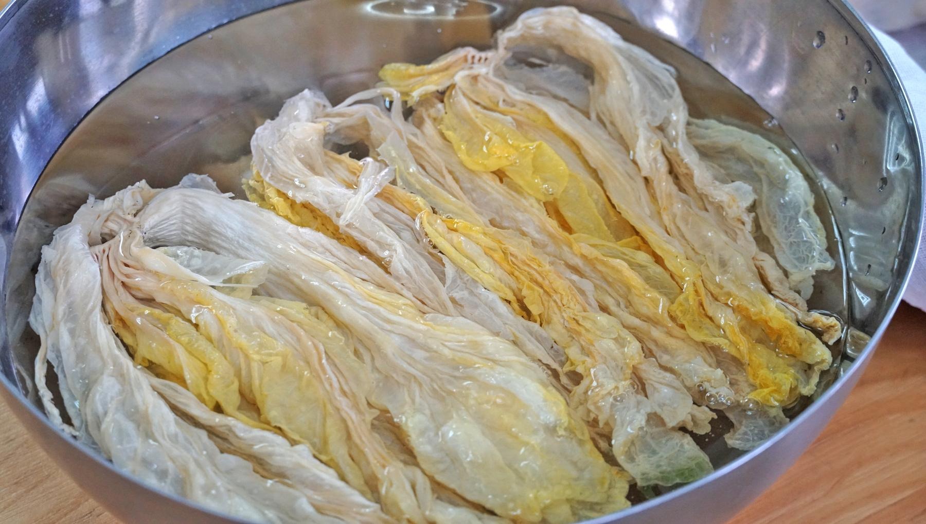  Loại rau cần ăn mạnh v&agrave;o m&ugrave;a đ&ocirc;ng, 1 nhuận tr&agrave;ng, 2 dưỡng da, 3 thải độc, phơi kh&ocirc; hầm si&ecirc;u thơm - Ảnh 14.