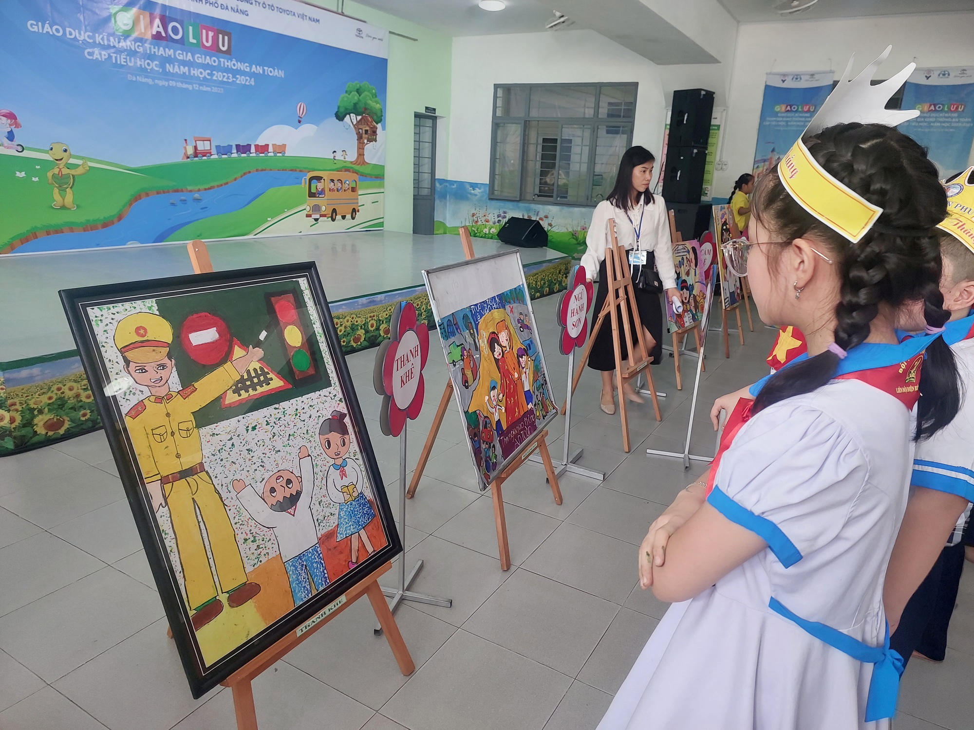 Học sinh tiểu học Đ&agrave; Nẵng h&agrave;o hứng thi kiến thức tham gia giao th&ocirc;ng an to&agrave;n - Ảnh 2.