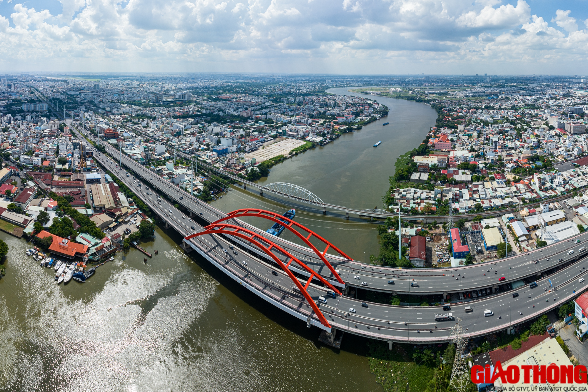 Những c&acirc;y cầu biểu tượng, tạo điểm nhấn cho TP.HCM - Ảnh 4.