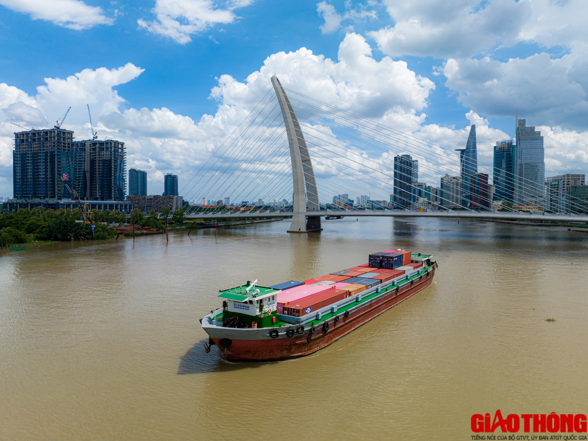 Những c&acirc;y cầu biểu tượng, tạo điểm nhấn cho TP.HCM - Ảnh 10.