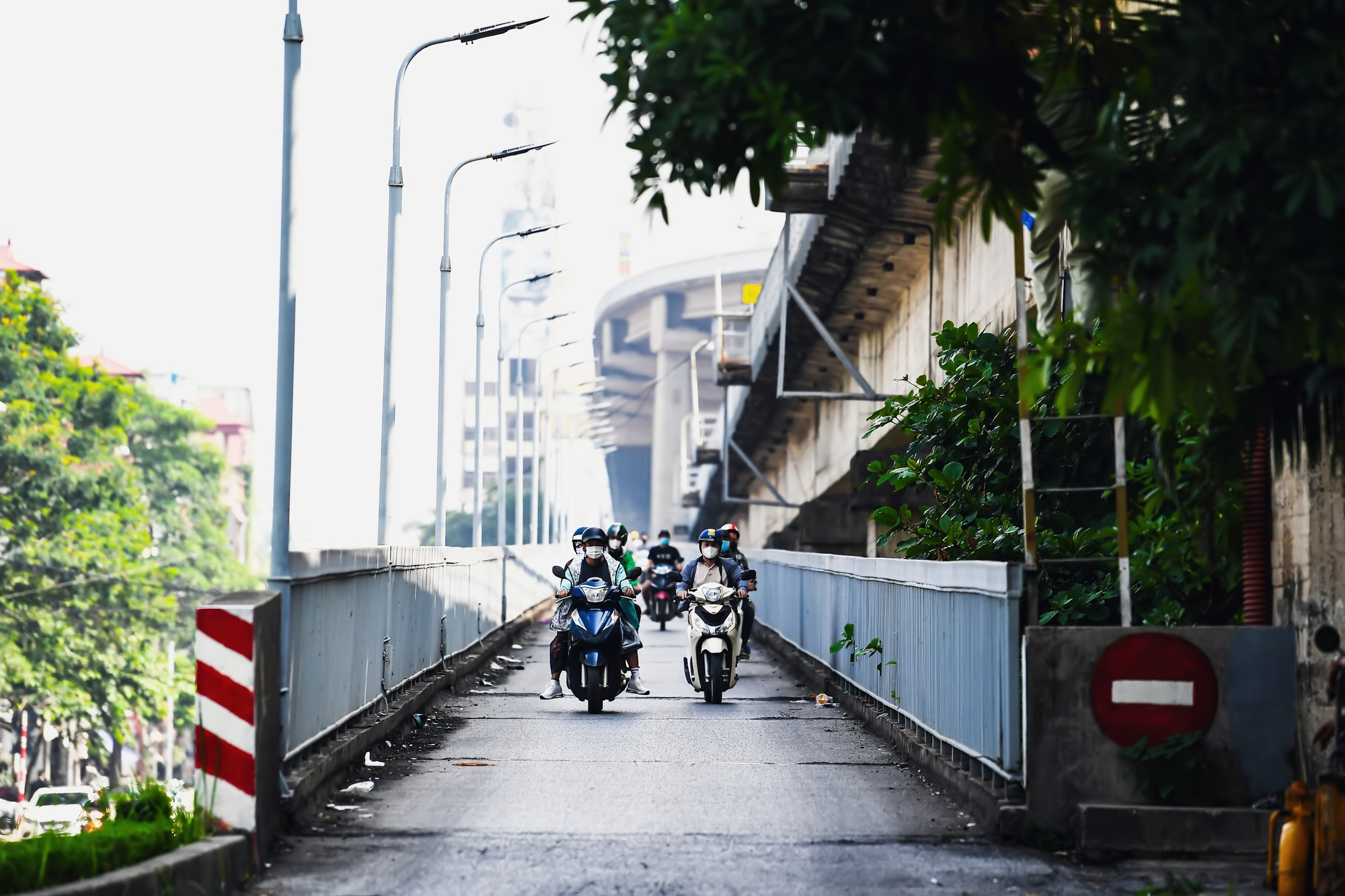 C&Acirc;Y CẦU HAI TẦNG CỦA H&Agrave; NỘI TẦM CỠ NHẤT Đ&Ocirc;NG NAM &Aacute; THẬP KỶ 80 - Ảnh 17.